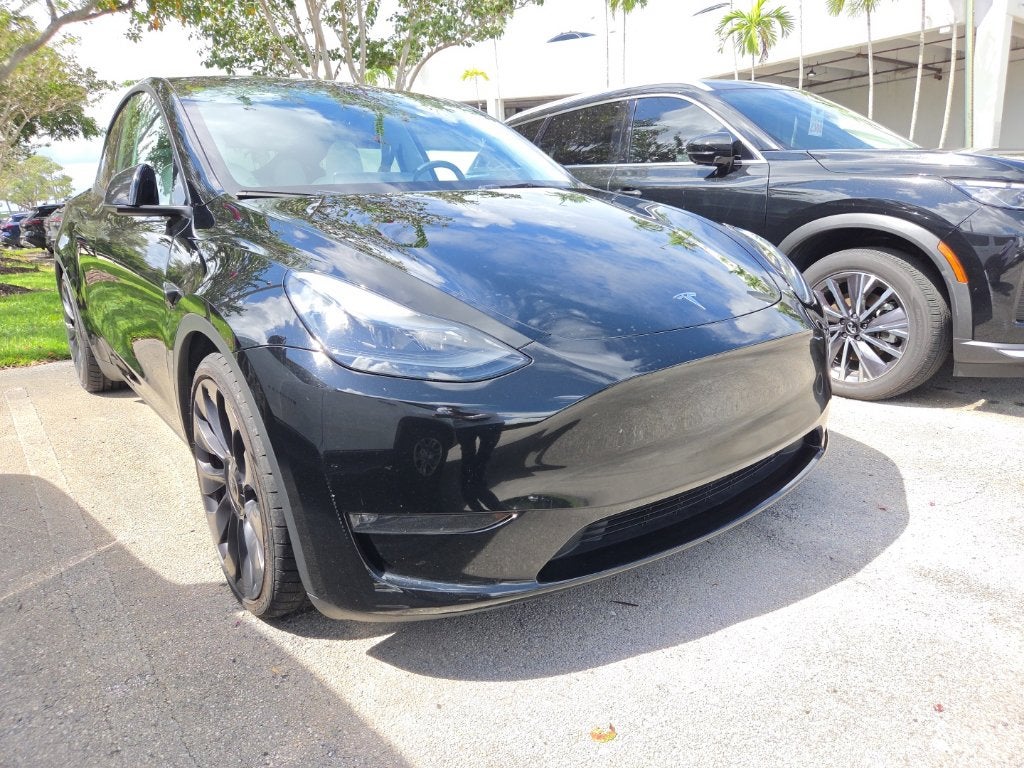 2023 Tesla Model Y Performance