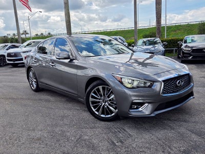 2023 INFINITI Q50 LUXE