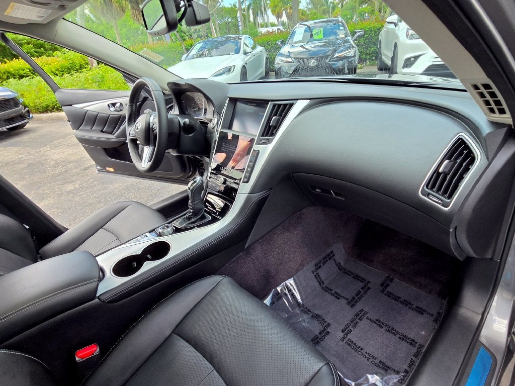 2023 INFINITI Q50 LUXE