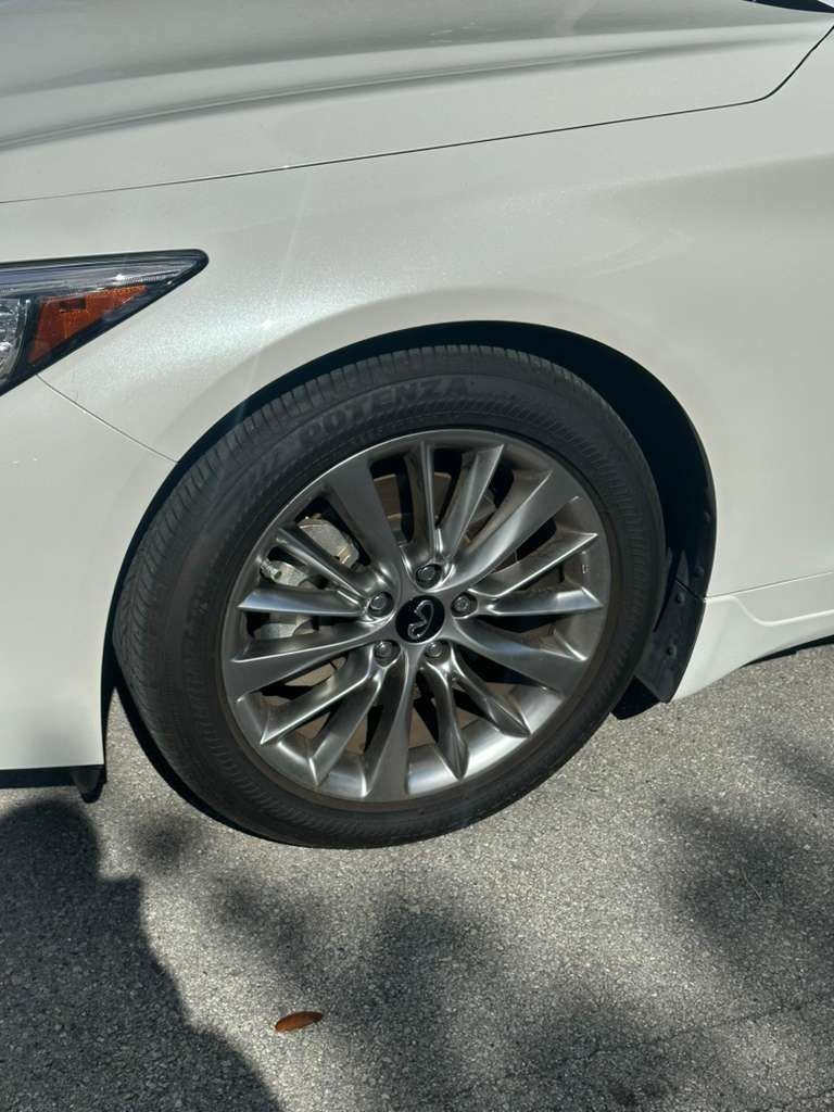 2023 INFINITI Q50 LUXE