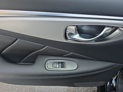 2024 INFINITI Q50 LUXE