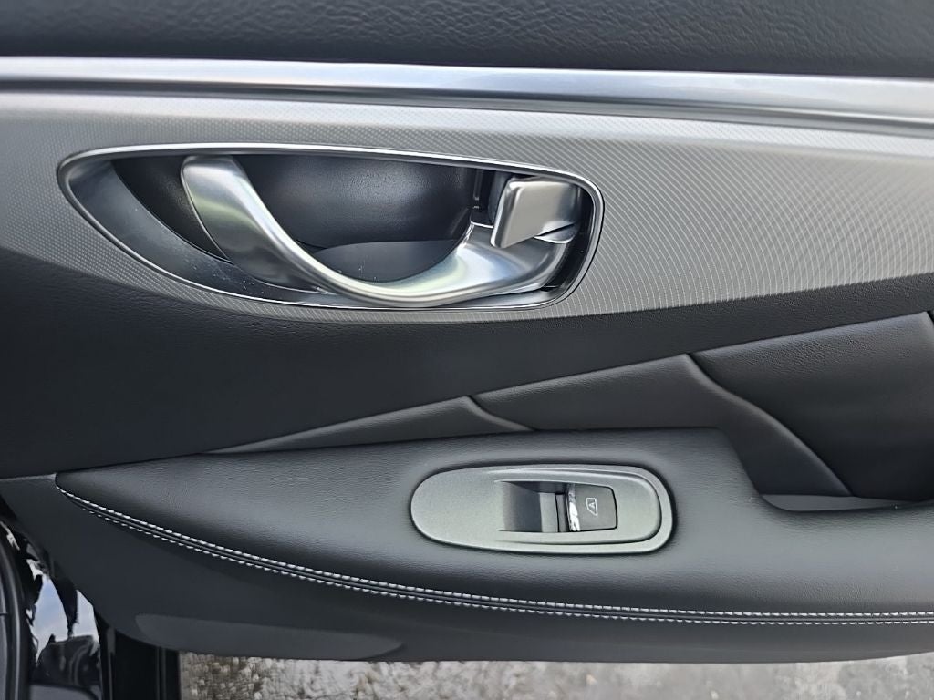 2024 INFINITI Q50 LUXE