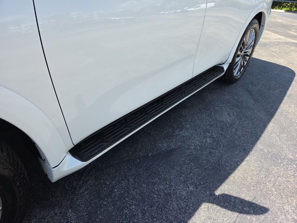 2021 INFINITI QX80 Premium Select