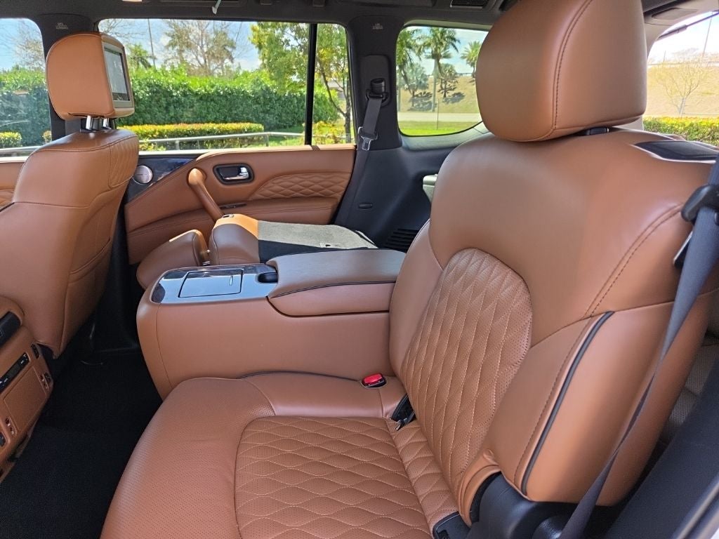 2021 INFINITI QX80 Premium Select