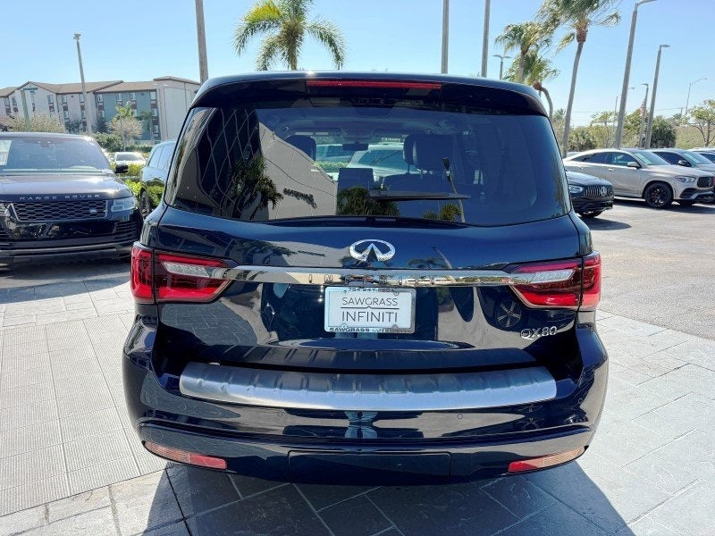 2023 INFINITI QX80 Premium Select