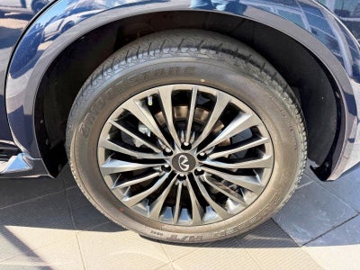 2023 INFINITI QX80 Premium Select