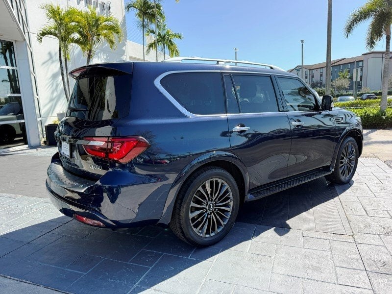 2023 INFINITI QX80 Premium Select
