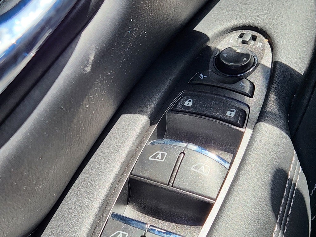 2022 INFINITI QX80 Sensory