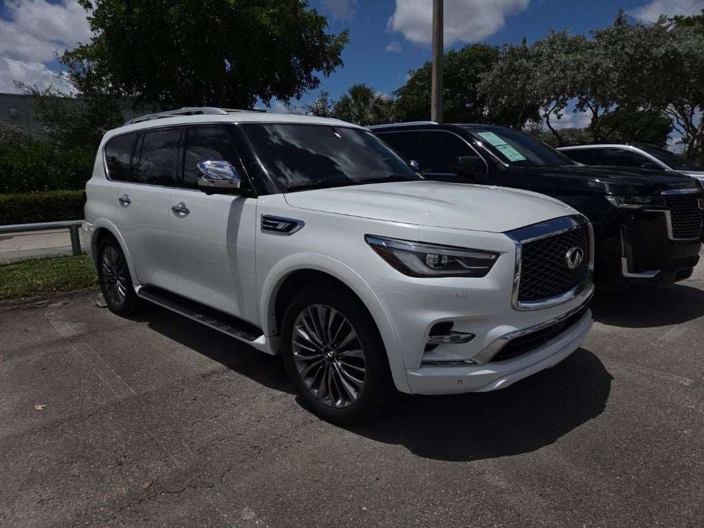 2021 INFINITI QX80 Premium Select