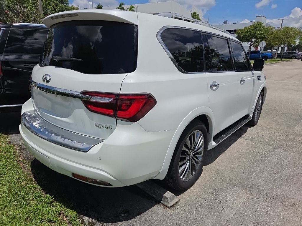 2021 INFINITI QX80 Premium Select
