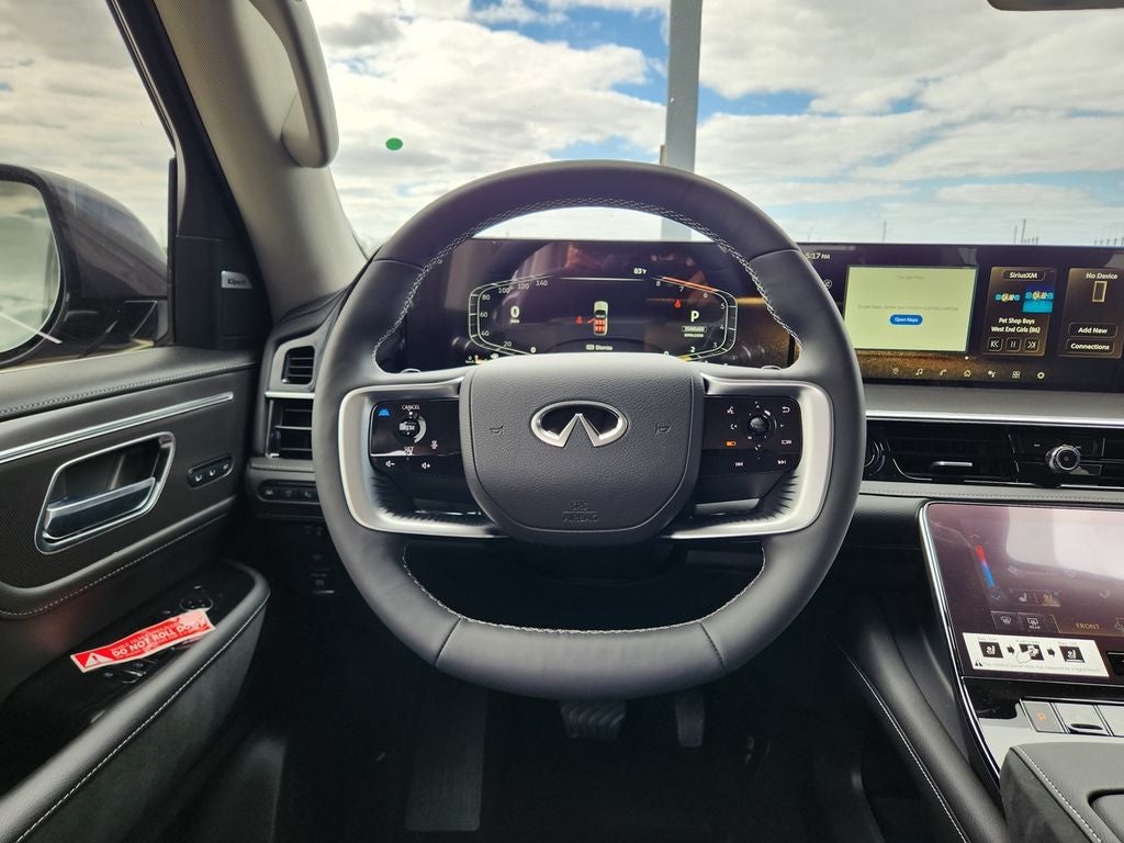 2025 INFINITI QX80 LUXE