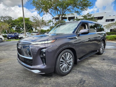2025 INFINITI QX80 LUXE