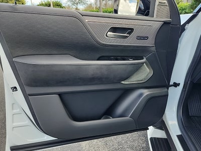 2025 INFINITI QX80 AUTOGRAPH