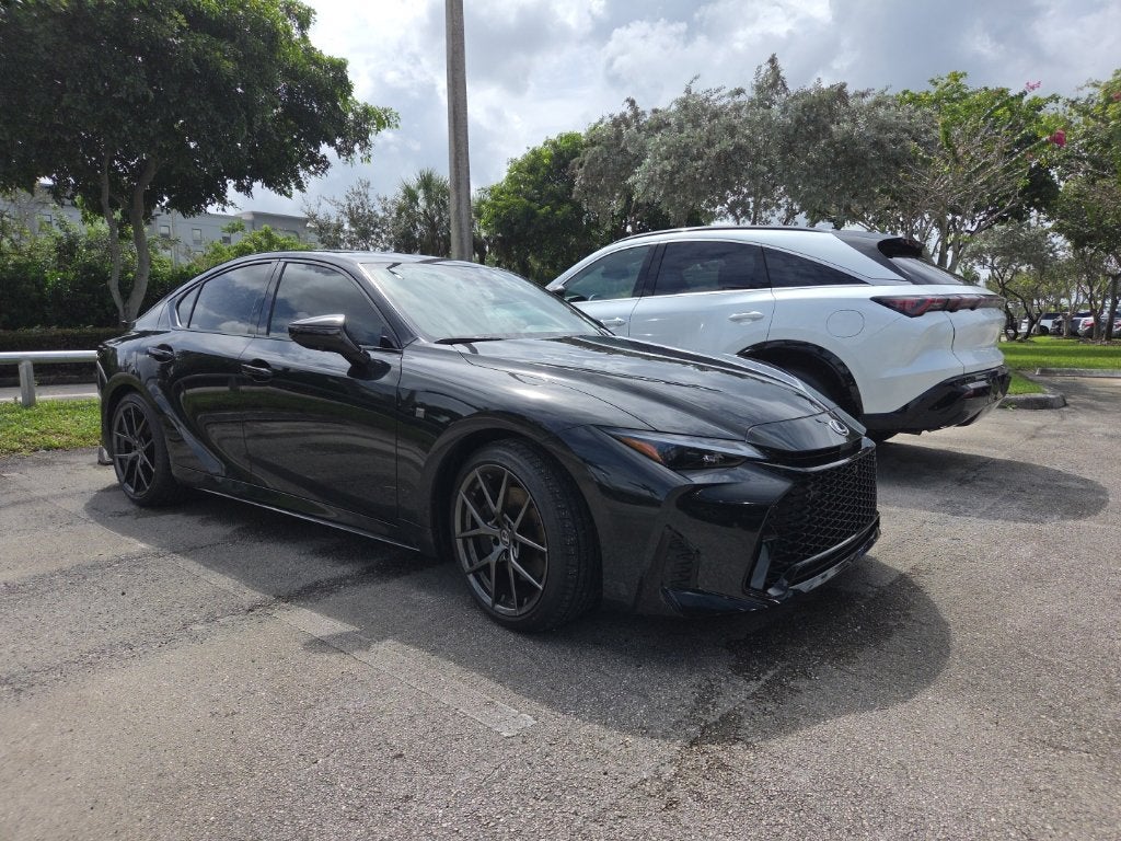 2026 Lexus IS 350 350 F SPORT Design