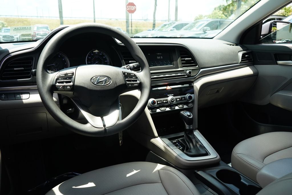 2020 Hyundai Elantra SE KATZKIN LEATHER
