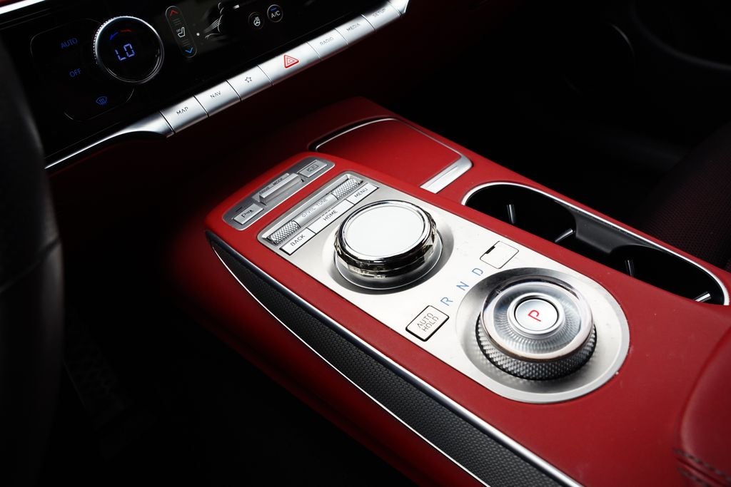 2023 Genesis GV70 2.5T