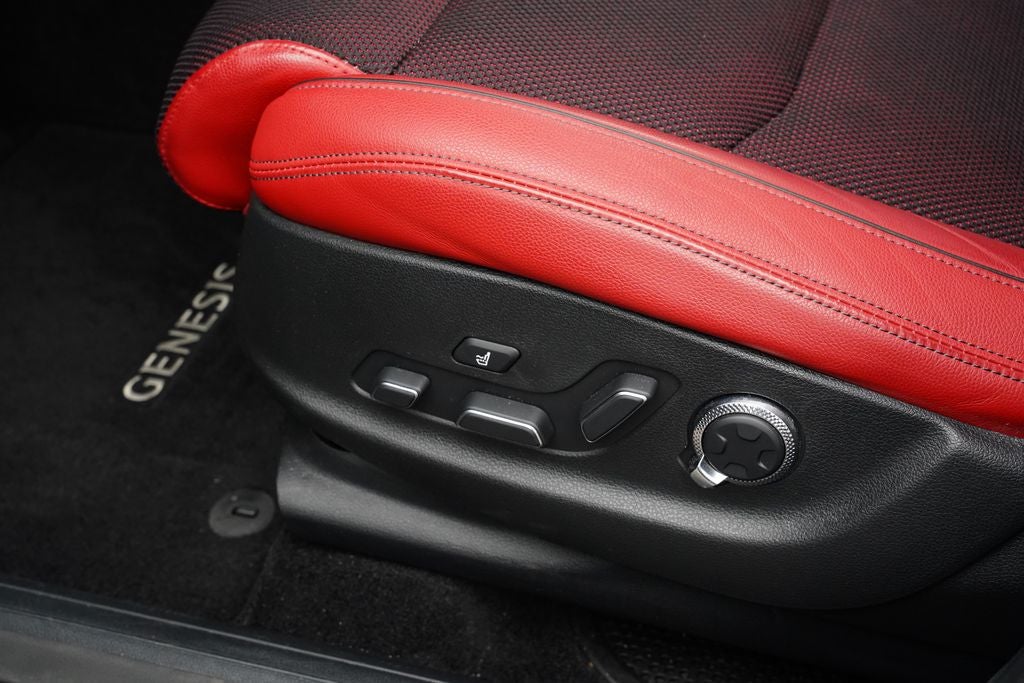 2023 Genesis GV70 2.5T