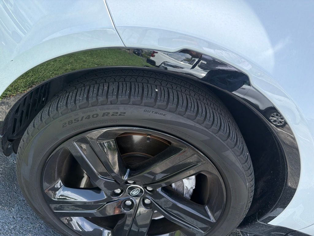 2023 Land Rover Discovery HSE R-Dynamic