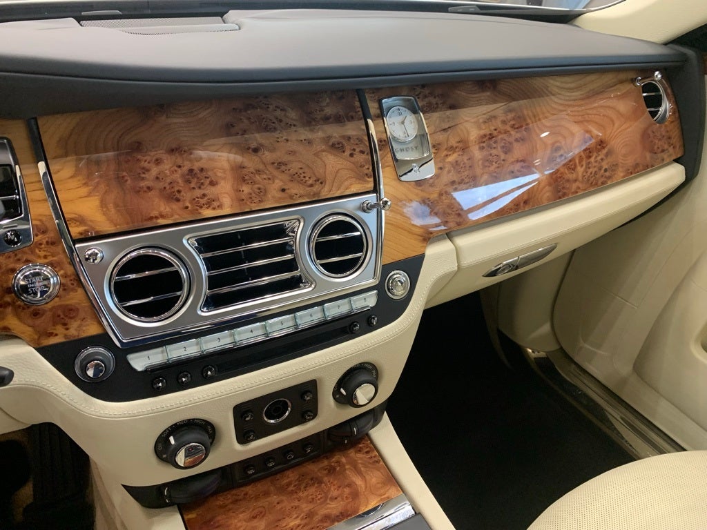 2011 Rolls-Royce Ghost Base