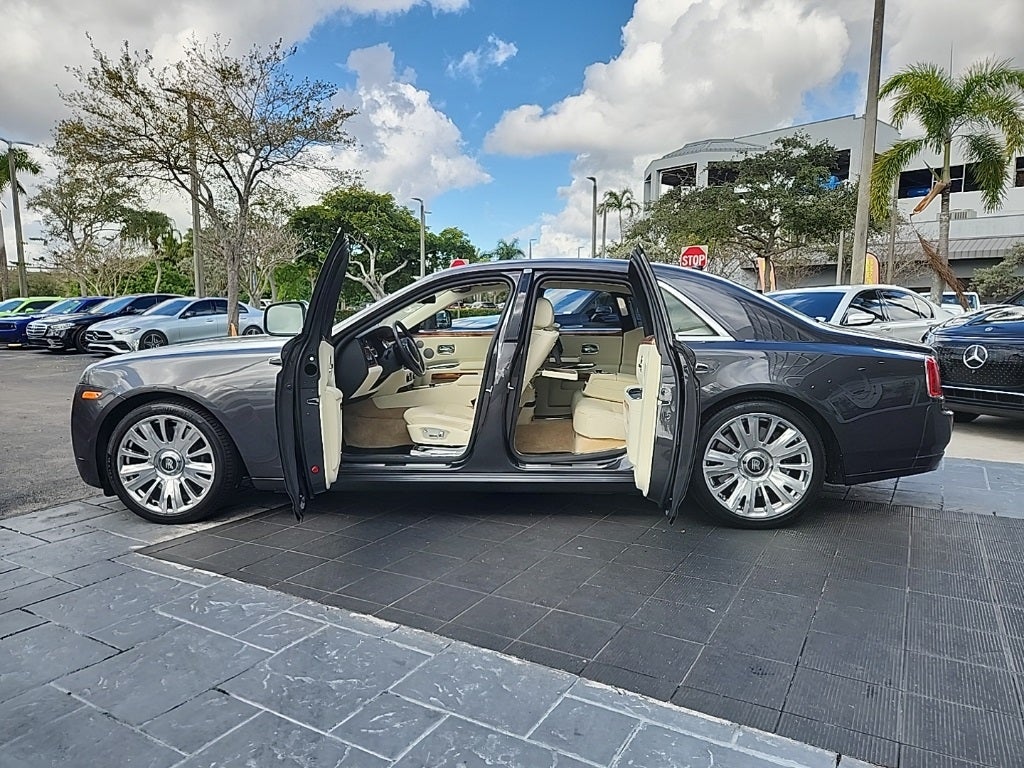 2011 Rolls-Royce Ghost Base