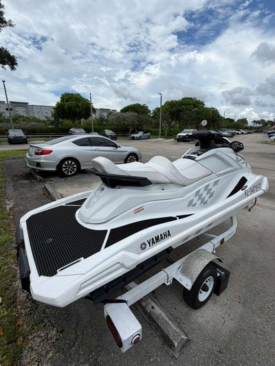 2023 Yamaha XV Cruiser H.O 1.8 TRAILER INCLUDED!