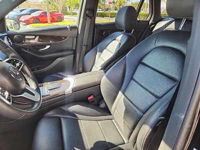2022 Mercedes-Benz GLC 300 GLC 300
