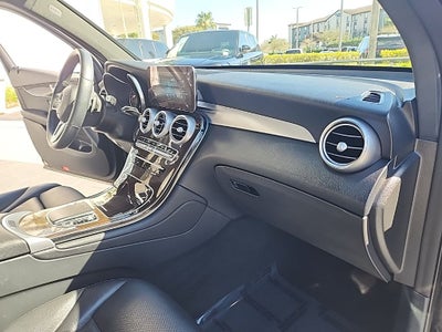 2022 Mercedes-Benz GLC 300 GLC 300