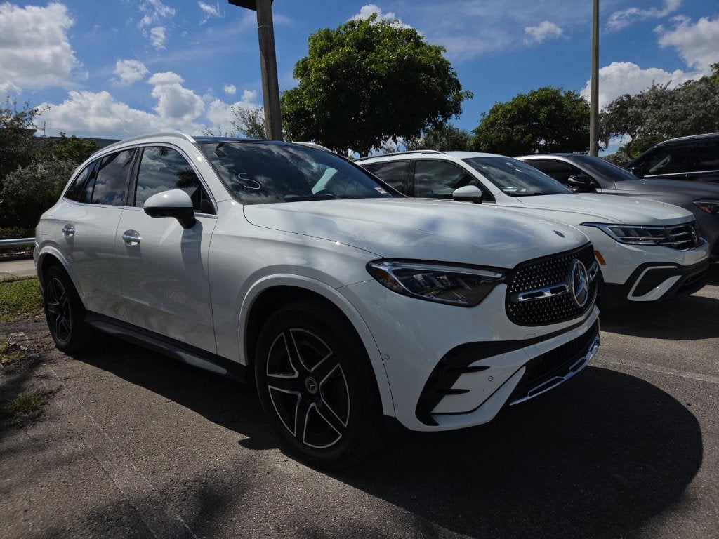 2023 Mercedes-Benz GLC 300 GLC 300