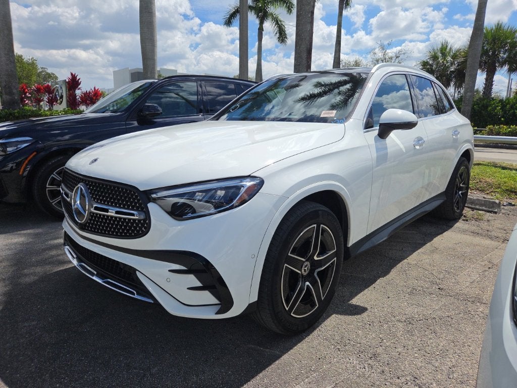 2023 Mercedes-Benz GLC 300 GLC 300