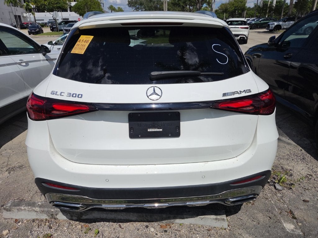 2023 Mercedes-Benz GLC 300 GLC 300