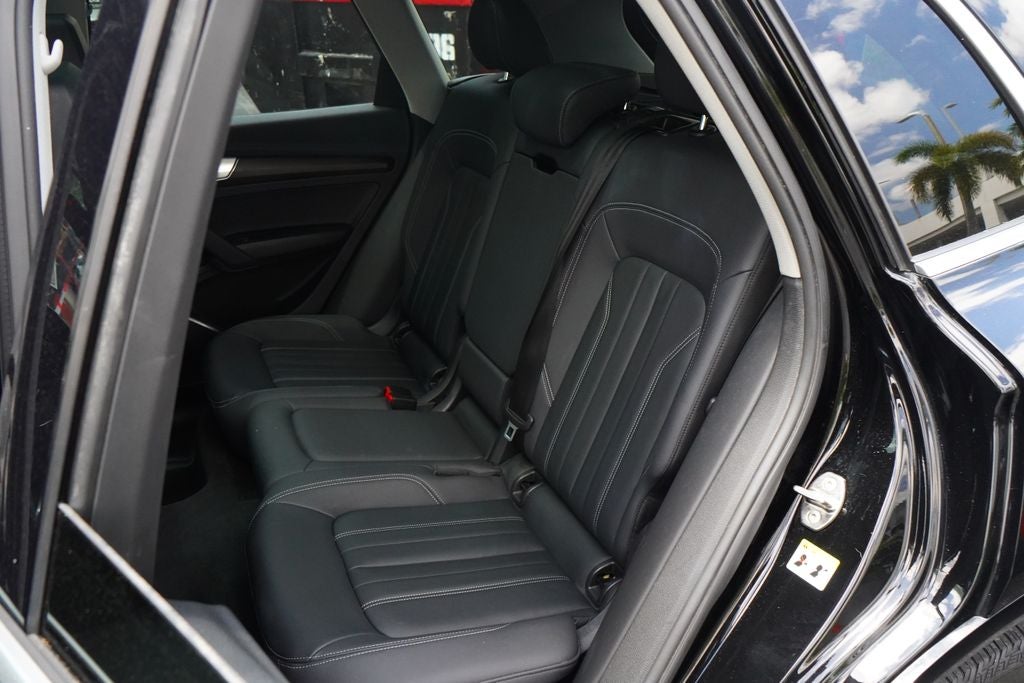 2023 Audi Q5 40 Premium quattro