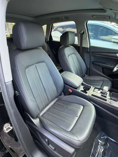 2023 Audi Q5 40 Premium quattro