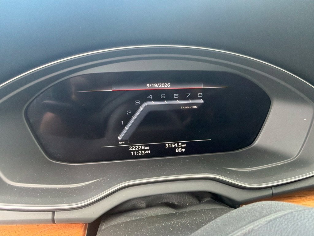 2023 Audi Q5 45 S line Premium quattro