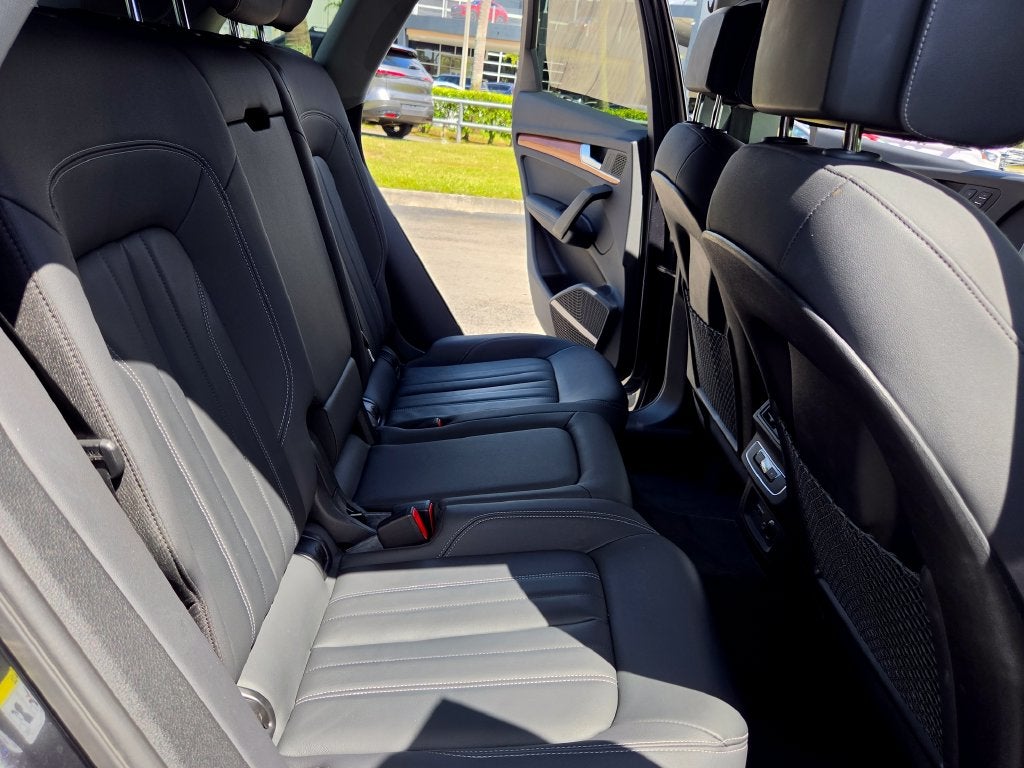 2023 Audi Q5 45 S line Premium quattro