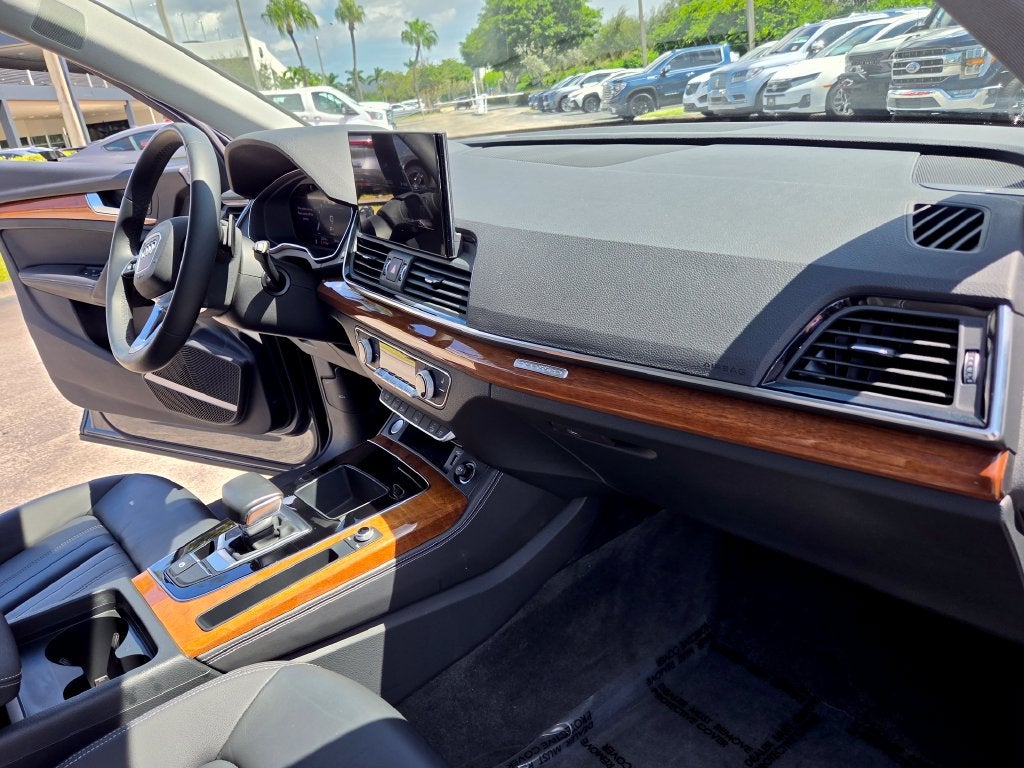 2023 Audi Q5 45 S line Premium quattro