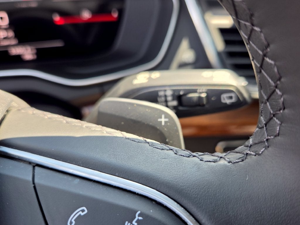 2023 Audi Q5 45 S line Premium quattro