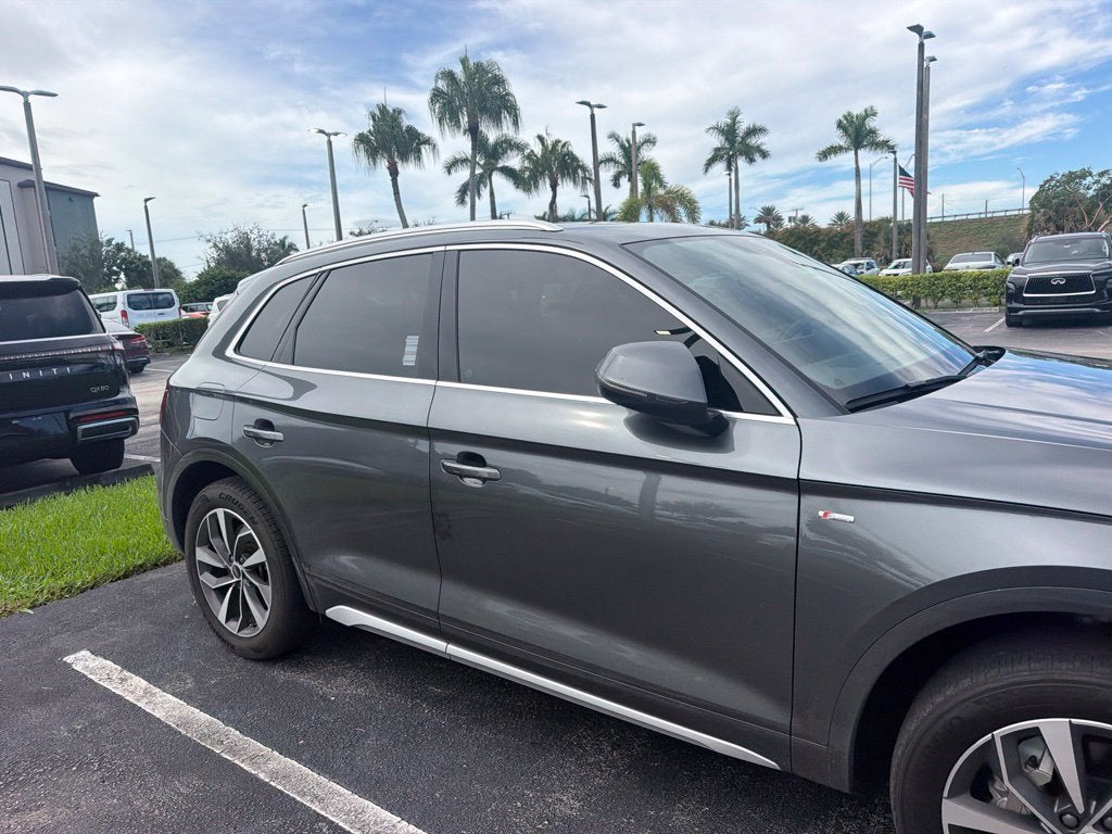 2023 Audi Q5 45 S line Premium quattro