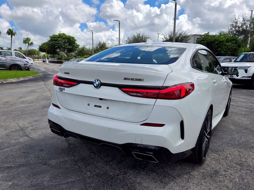 2024 BMW 2 Series M235i xDrive
