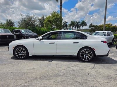 2025 BMW 7 Series 740i