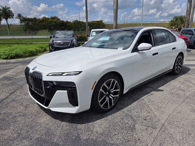 2025 BMW 7 Series 740i