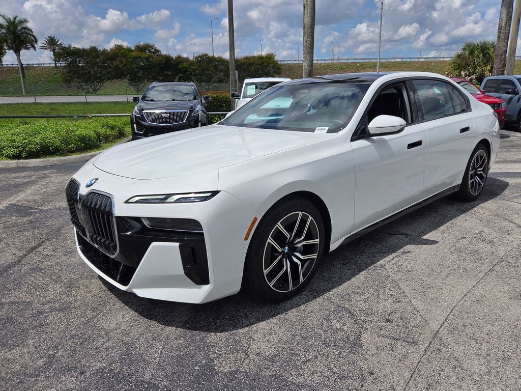2025 BMW 7 Series 740i