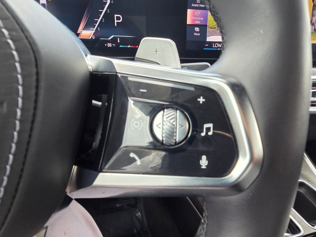 2025 BMW 7 Series 740i