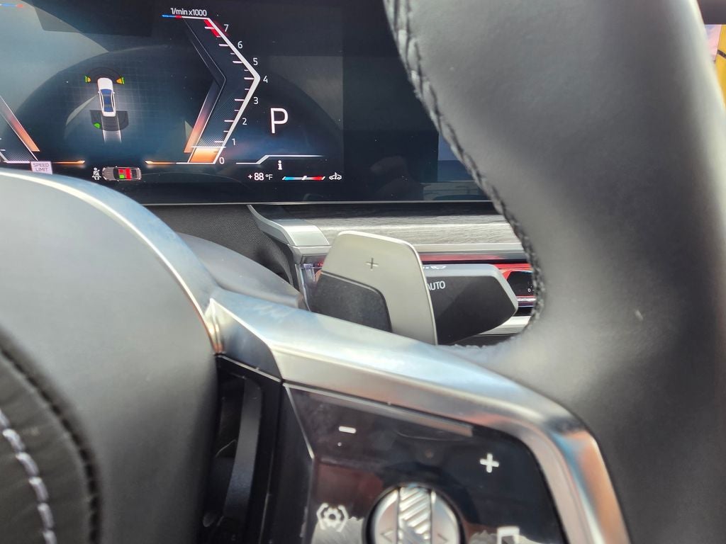 2025 BMW 7 Series 740i