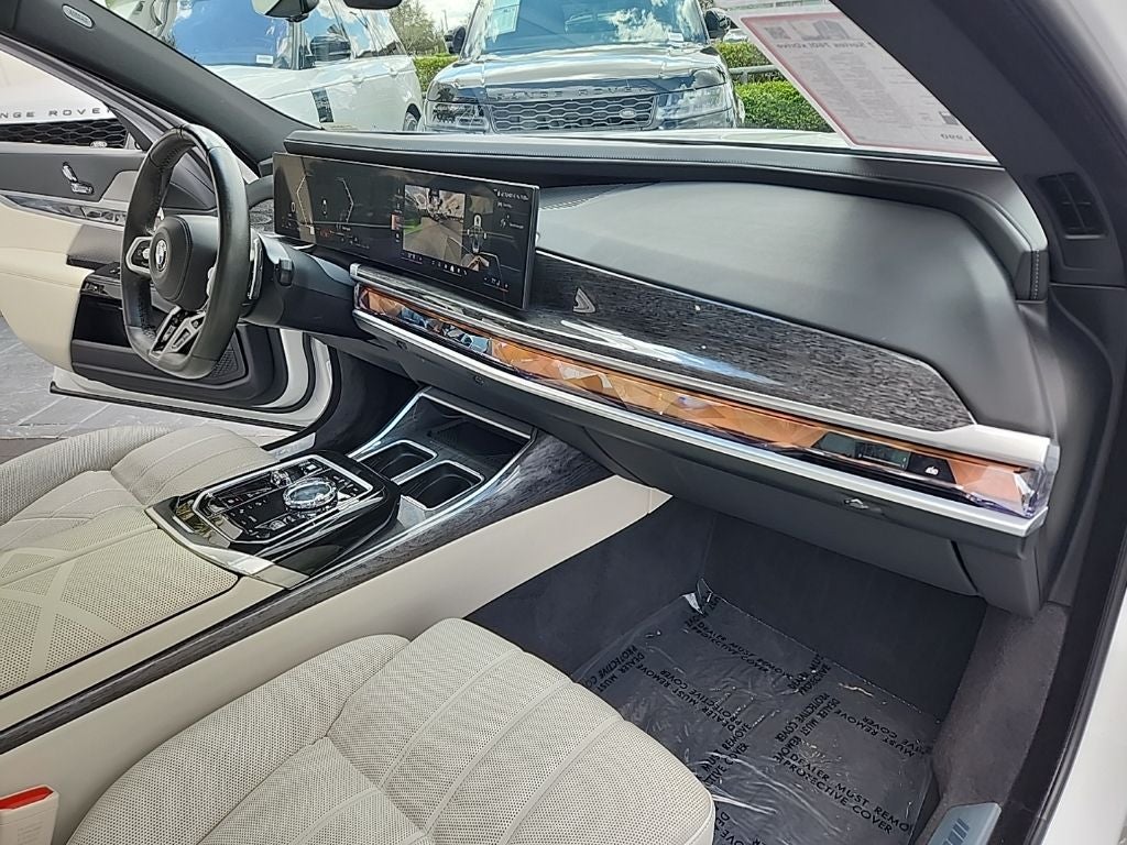 2023 BMW 7 Series 760i xDrive