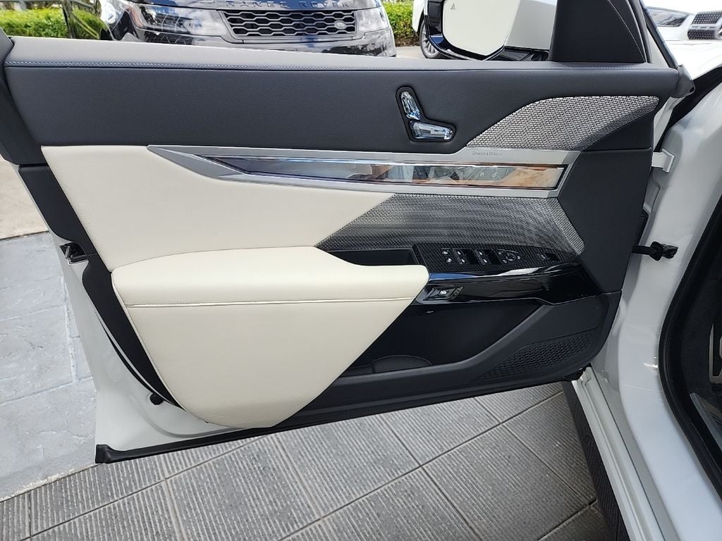 2023 BMW 7 Series 760i xDrive