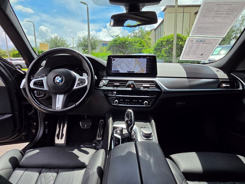 2022 BMW 5 Series 530i M SPORT PACKAGE!!