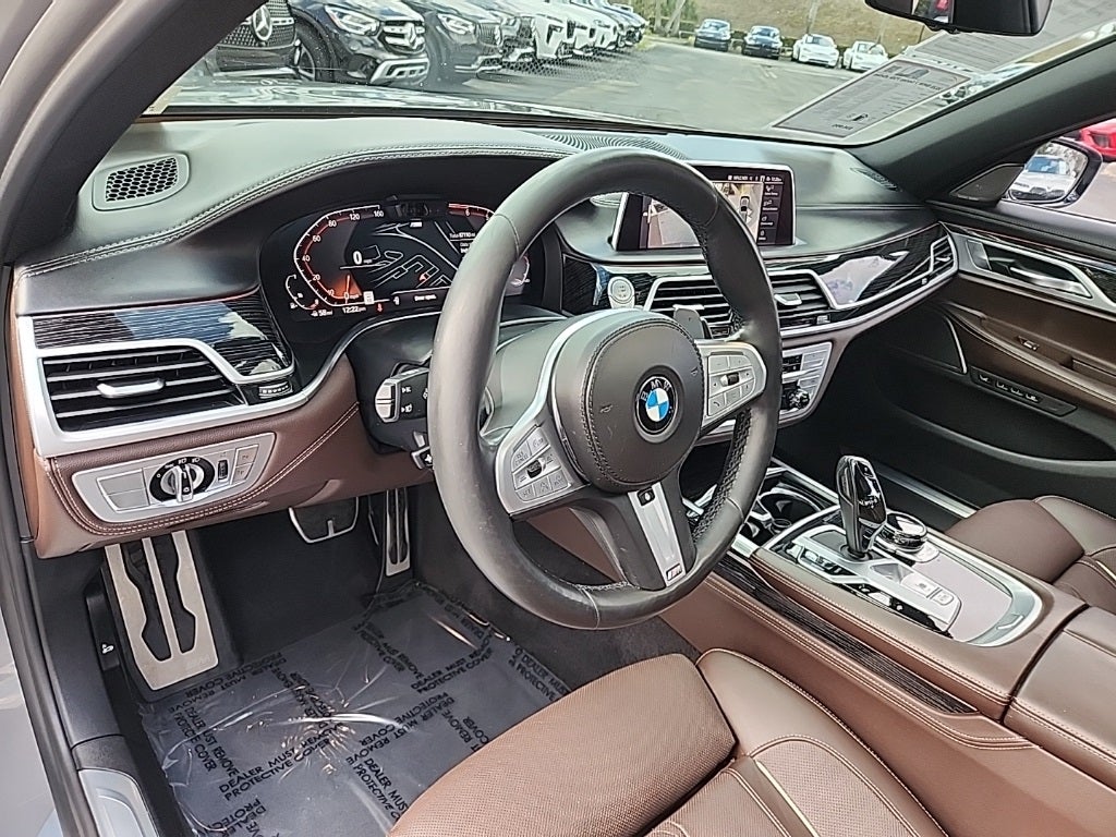 2020 BMW 7 Series 750i xDrive M SPORT, EXECUTIVE PACKAGE, & MORE!!