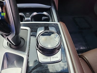 2020 BMW 7 Series 750i xDrive M SPORT, EXECUTIVE PACKAGE, & MORE!!