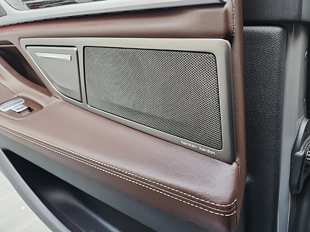 2020 BMW 7 Series 750i xDrive M SPORT, EXECUTIVE PACKAGE, & MORE!!