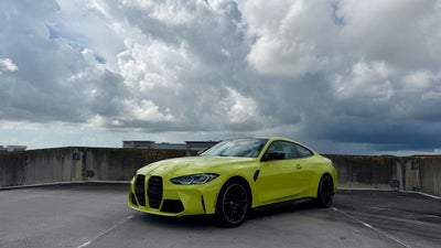 2021 BMW M4 Competition YAS MARINA CARBON BUCKETS